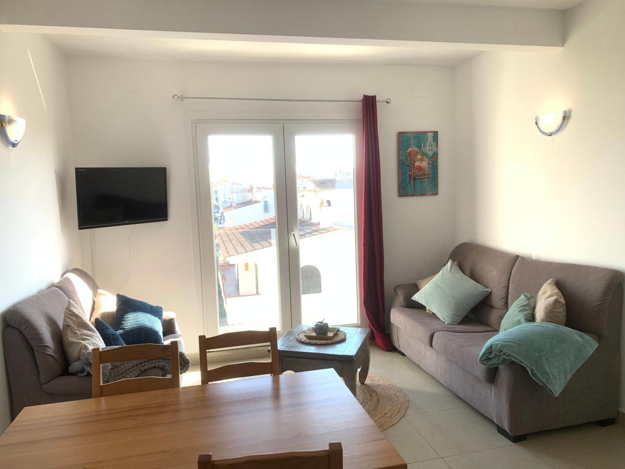 אמפוריבראבה Waterside Apartment - Two Bedroom מראה חיצוני תמונה