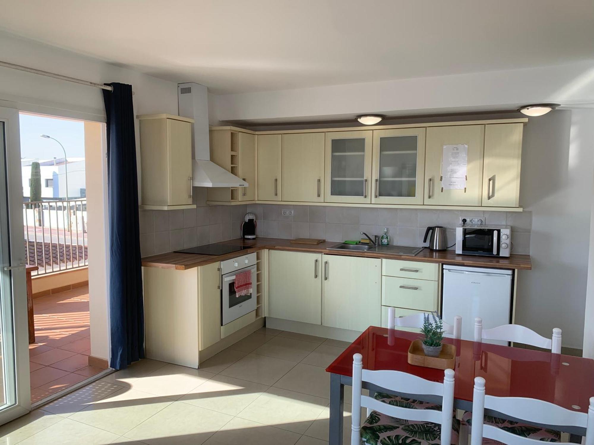 אמפוריבראבה Waterside Apartment - Two Bedroom מראה חיצוני תמונה